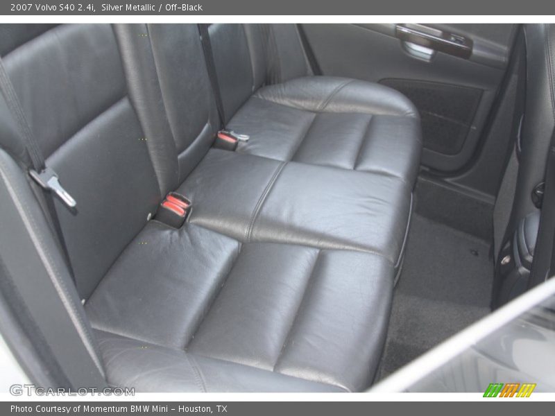 Silver Metallic / Off-Black 2007 Volvo S40 2.4i