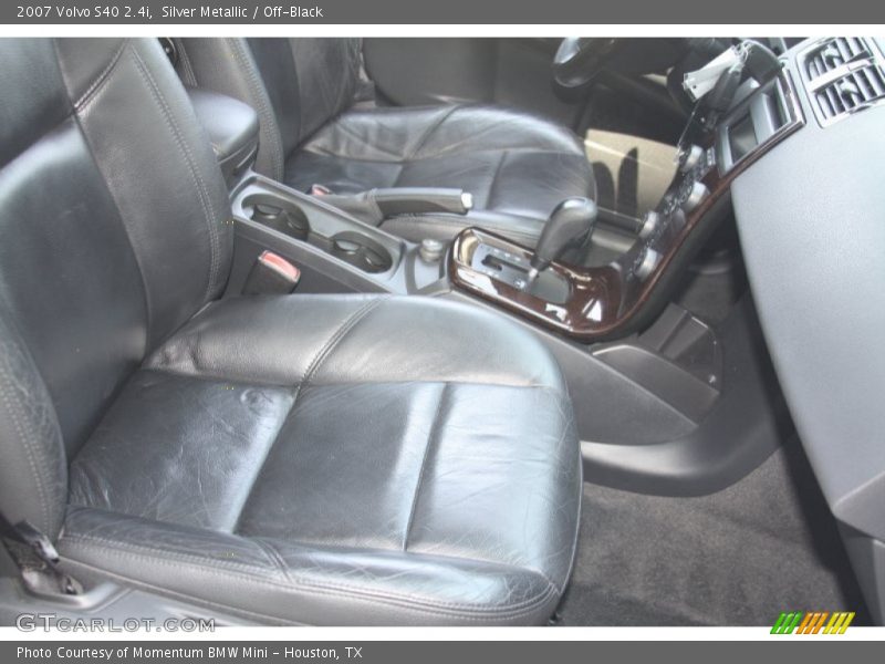 Silver Metallic / Off-Black 2007 Volvo S40 2.4i