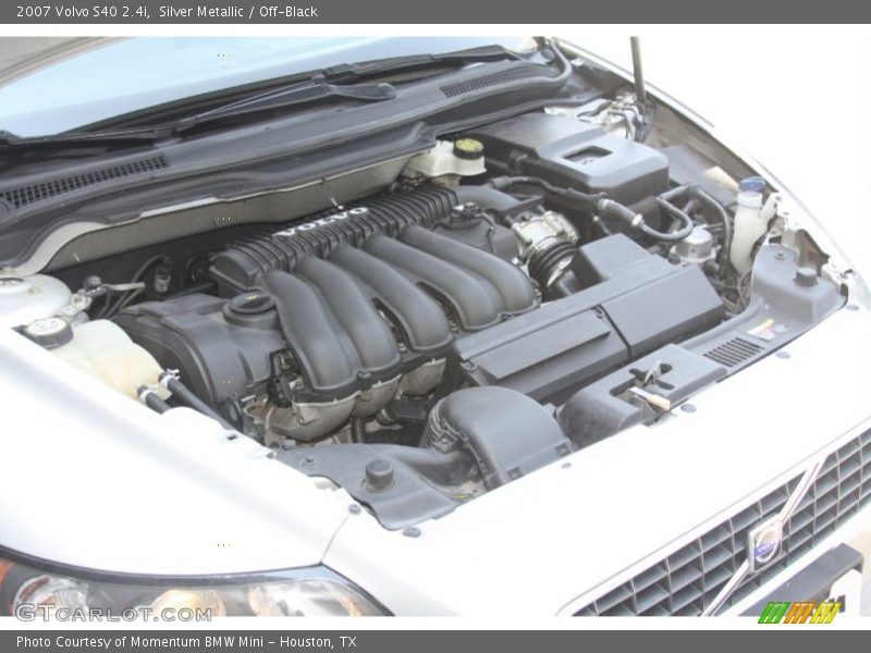 Silver Metallic / Off-Black 2007 Volvo S40 2.4i