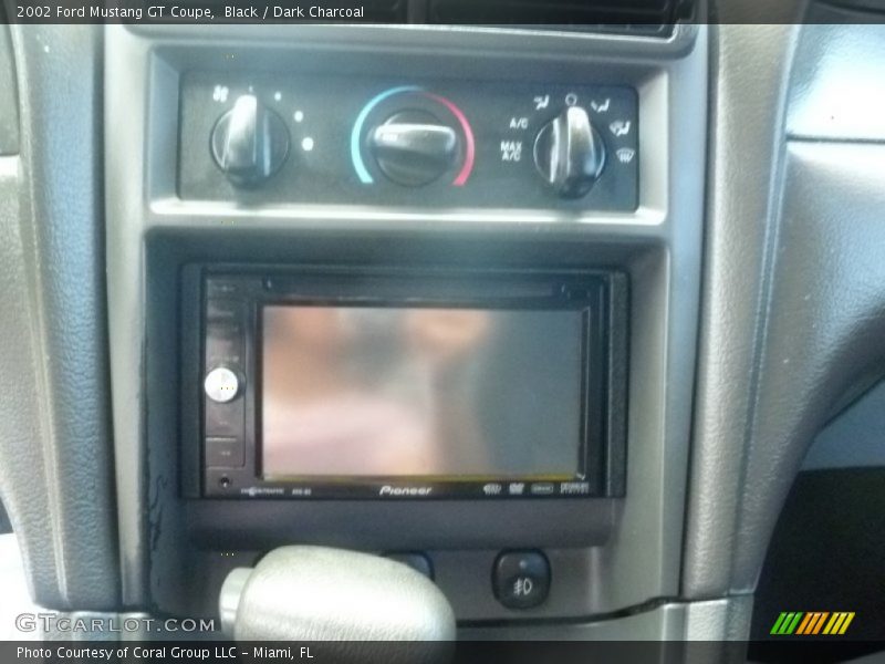 Black / Dark Charcoal 2002 Ford Mustang GT Coupe