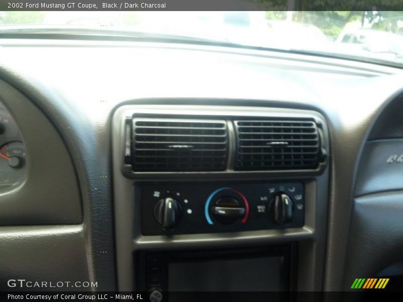 Black / Dark Charcoal 2002 Ford Mustang GT Coupe