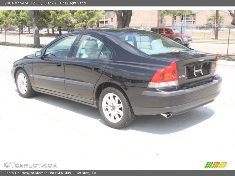 Black / Beige/Light Sand 2004 Volvo S60 2.5T