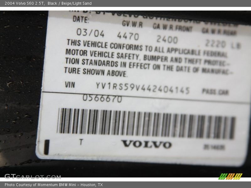 Black / Beige/Light Sand 2004 Volvo S60 2.5T