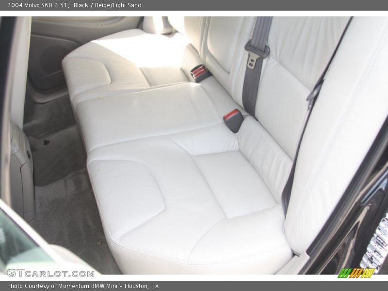 Black / Beige/Light Sand 2004 Volvo S60 2.5T