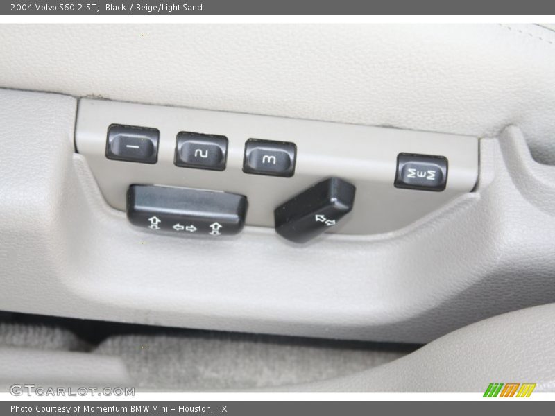 Black / Beige/Light Sand 2004 Volvo S60 2.5T