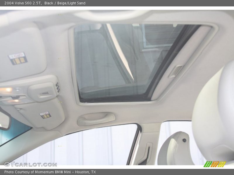 Black / Beige/Light Sand 2004 Volvo S60 2.5T