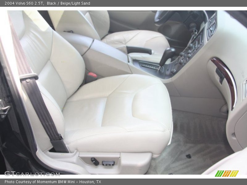 Black / Beige/Light Sand 2004 Volvo S60 2.5T