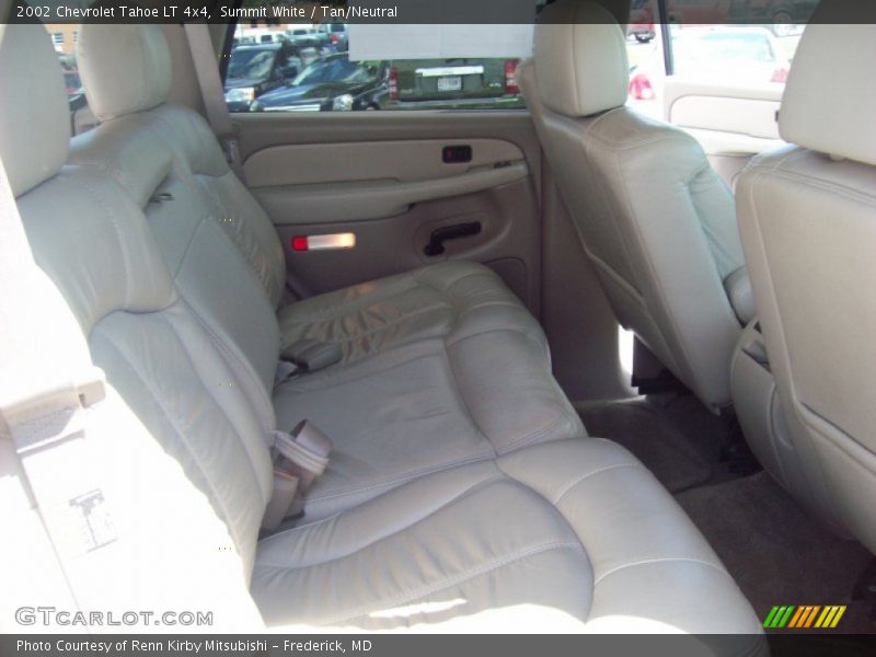 Summit White / Tan/Neutral 2002 Chevrolet Tahoe LT 4x4