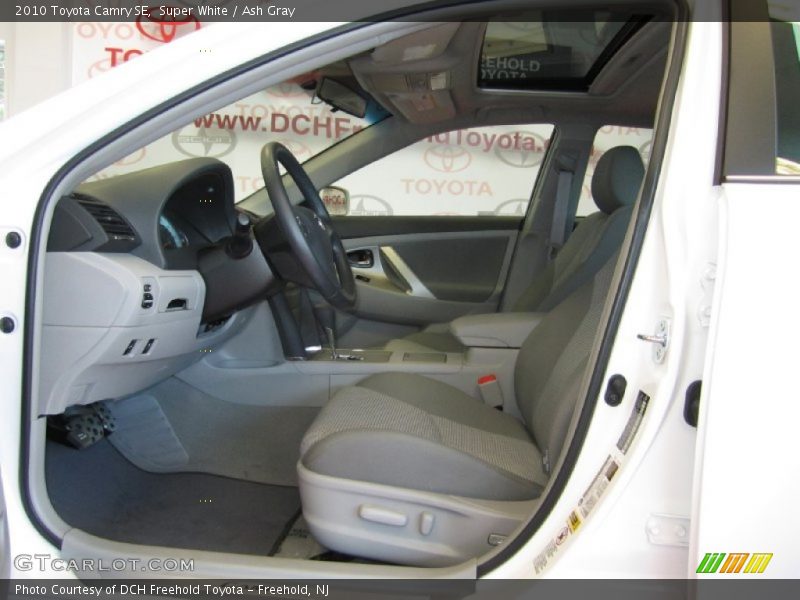 Super White / Ash Gray 2010 Toyota Camry SE