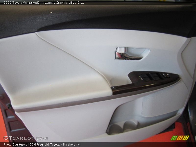 Magnetic Gray Metallic / Gray 2009 Toyota Venza AWD