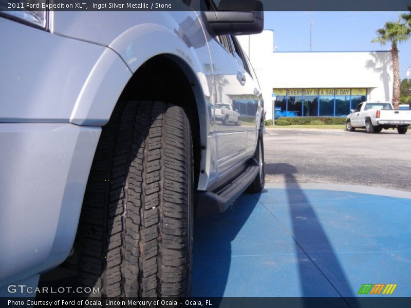 Ingot Silver Metallic / Stone 2011 Ford Expedition XLT