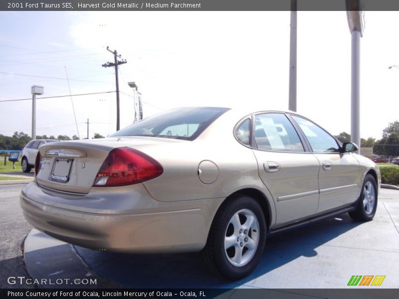 Harvest Gold Metallic / Medium Parchment 2001 Ford Taurus SES