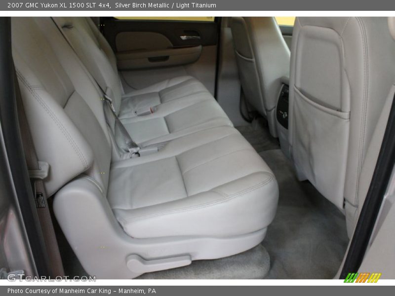 Silver Birch Metallic / Light Titanium 2007 GMC Yukon XL 1500 SLT 4x4
