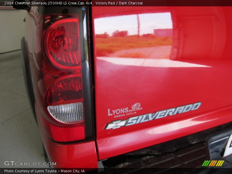 Victory Red / Dark Charcoal 2004 Chevrolet Silverado 2500HD LS Crew Cab 4x4