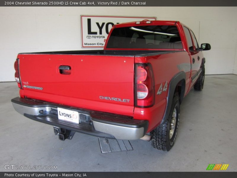 Victory Red / Dark Charcoal 2004 Chevrolet Silverado 2500HD LS Crew Cab 4x4