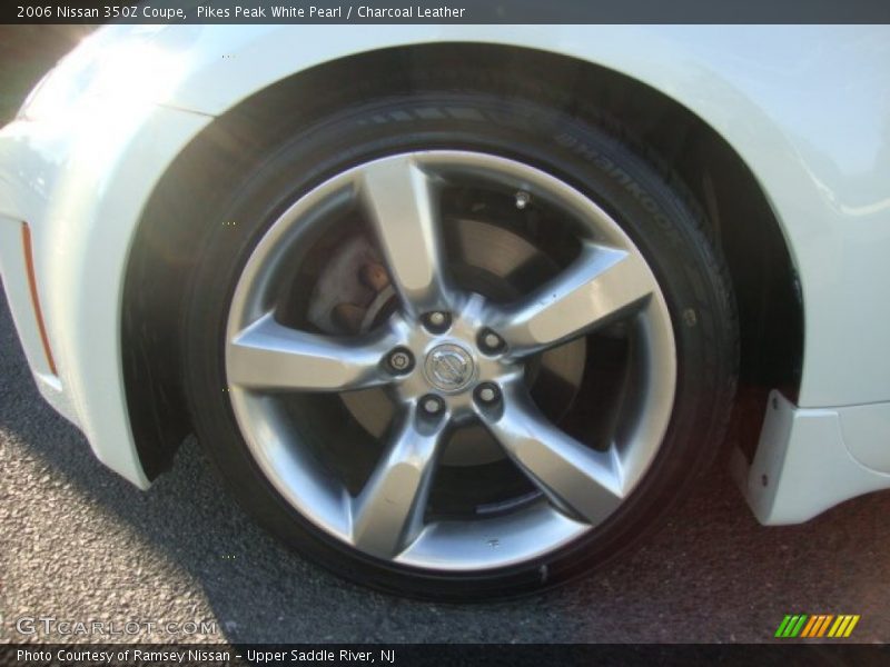 Pikes Peak White Pearl / Charcoal Leather 2006 Nissan 350Z Coupe