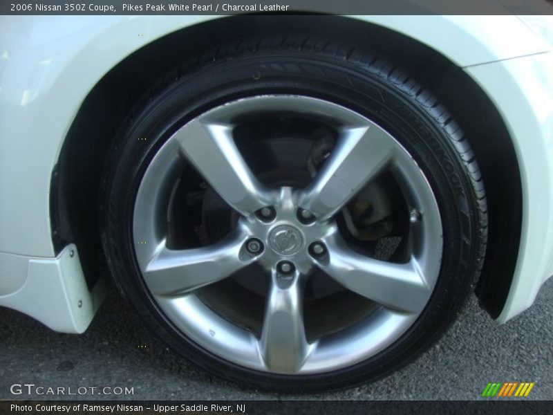 Pikes Peak White Pearl / Charcoal Leather 2006 Nissan 350Z Coupe