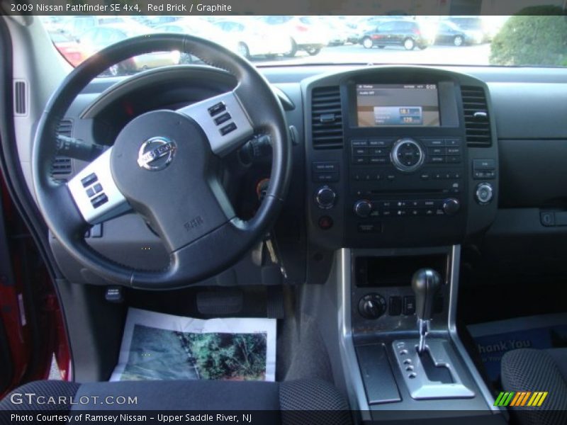 Red Brick / Graphite 2009 Nissan Pathfinder SE 4x4