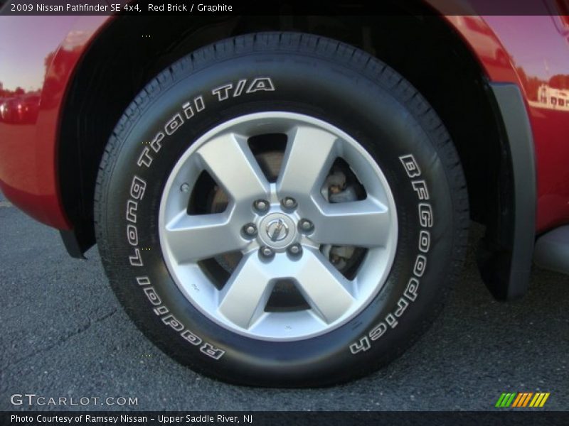 Red Brick / Graphite 2009 Nissan Pathfinder SE 4x4