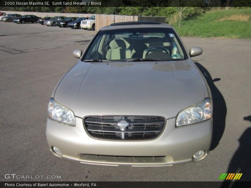 Sunlit Sand Metallic / Blond 2000 Nissan Maxima SE