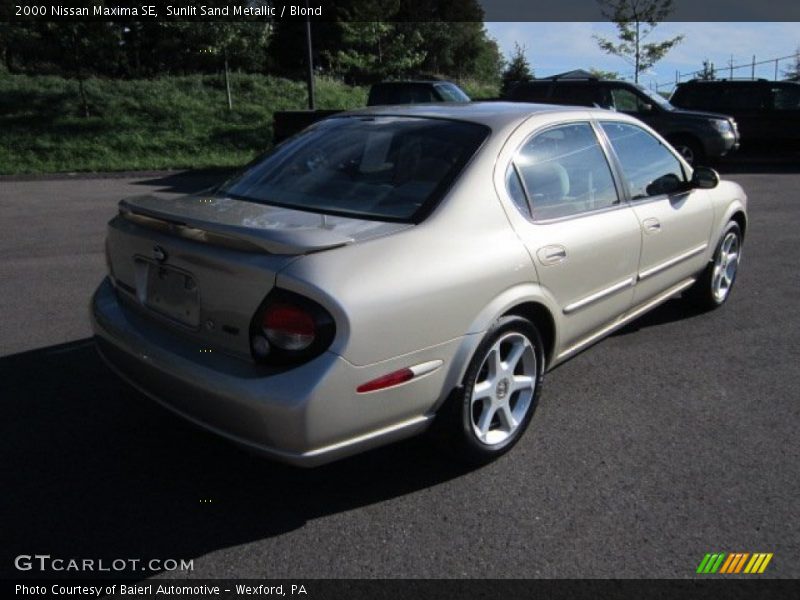 Sunlit Sand Metallic / Blond 2000 Nissan Maxima SE