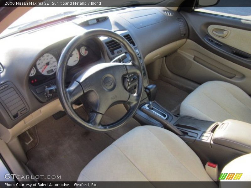 Sunlit Sand Metallic / Blond 2000 Nissan Maxima SE