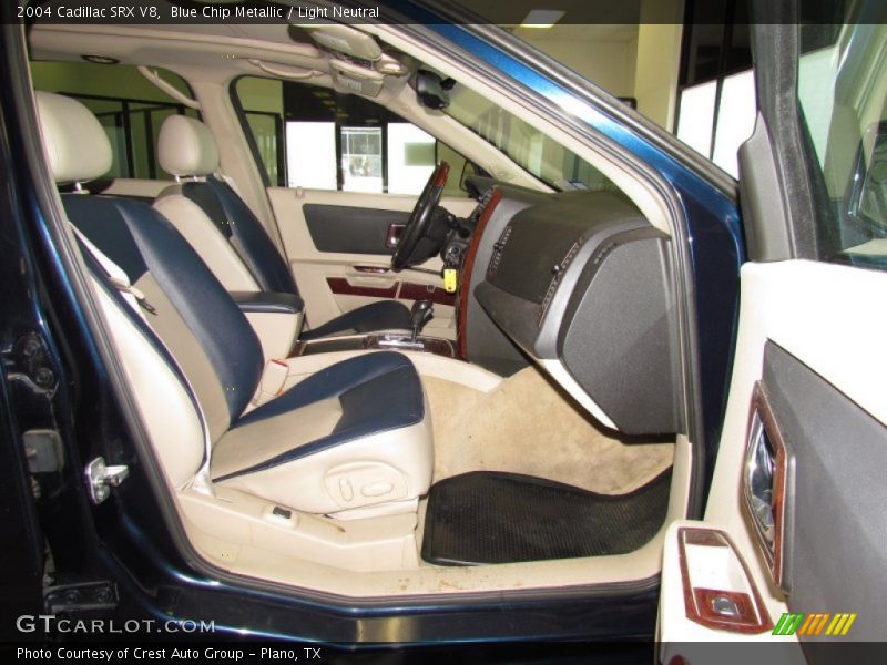 Blue Chip Metallic / Light Neutral 2004 Cadillac SRX V8