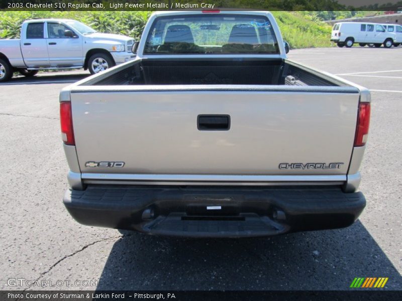 Light Pewter Metallic / Medium Gray 2003 Chevrolet S10 Regular Cab