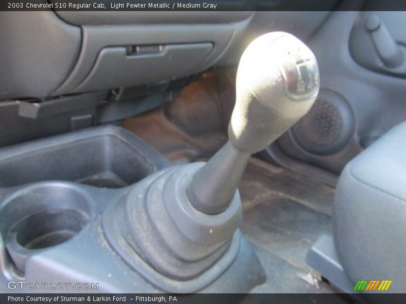 Light Pewter Metallic / Medium Gray 2003 Chevrolet S10 Regular Cab