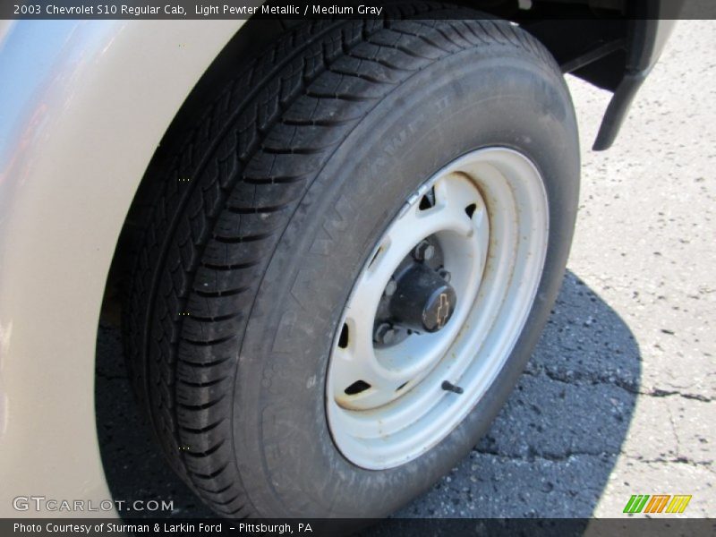 Light Pewter Metallic / Medium Gray 2003 Chevrolet S10 Regular Cab