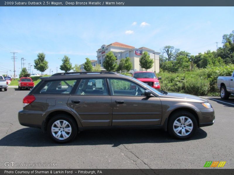 Deep Bronze Metallic / Warm Ivory 2009 Subaru Outback 2.5i Wagon