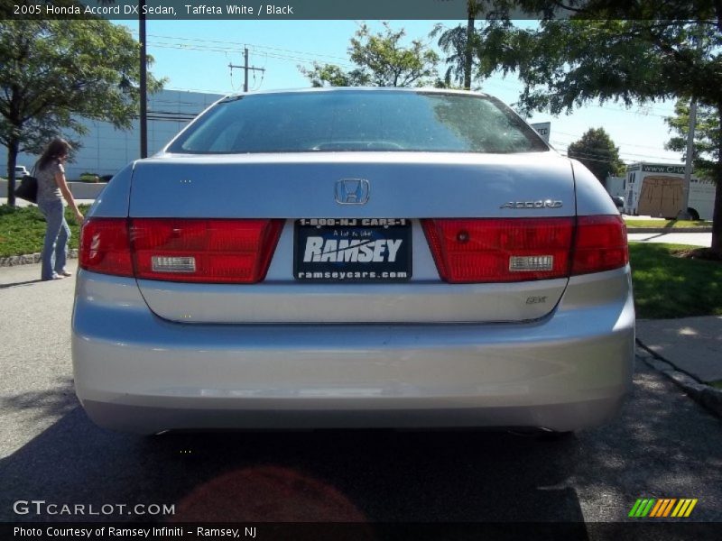 Taffeta White / Black 2005 Honda Accord DX Sedan