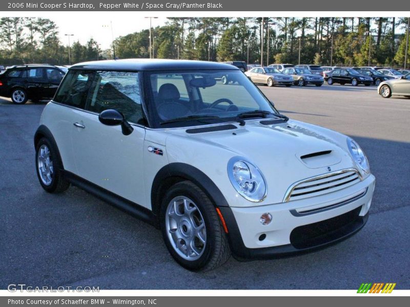Pepper White / Space Gray/Panther Black 2006 Mini Cooper S Hardtop