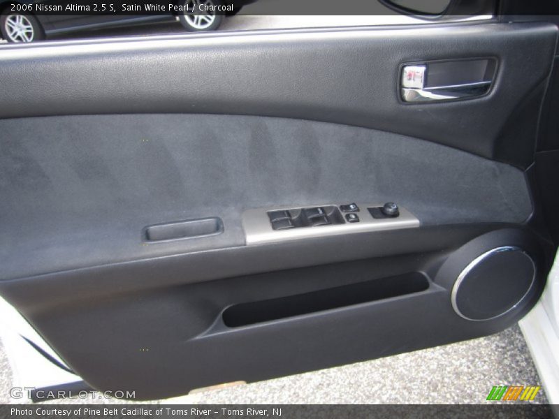 Satin White Pearl / Charcoal 2006 Nissan Altima 2.5 S