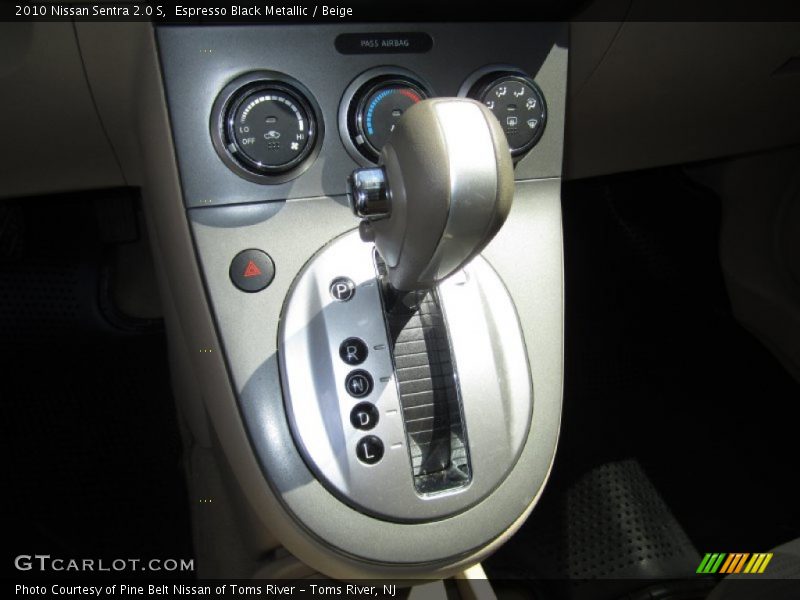 Espresso Black Metallic / Beige 2010 Nissan Sentra 2.0 S