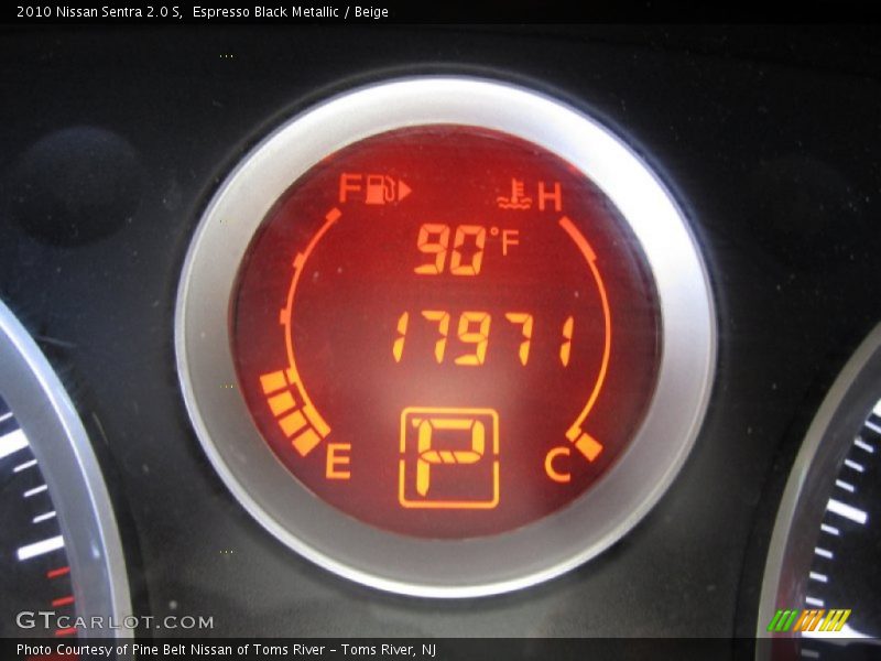 Espresso Black Metallic / Beige 2010 Nissan Sentra 2.0 S