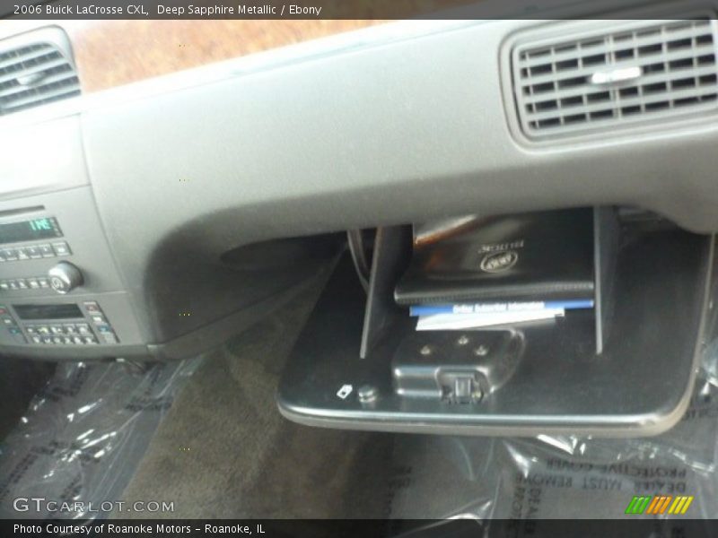 Deep Sapphire Metallic / Ebony 2006 Buick LaCrosse CXL