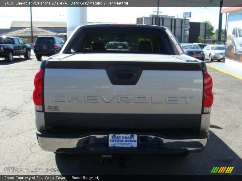 Dark Gray Metallic / Tan/Neutral 2006 Chevrolet Avalanche Z71 4x4