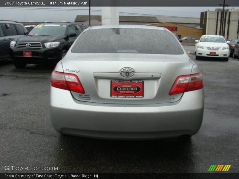 Titanium Metallic / Ash 2007 Toyota Camry LE