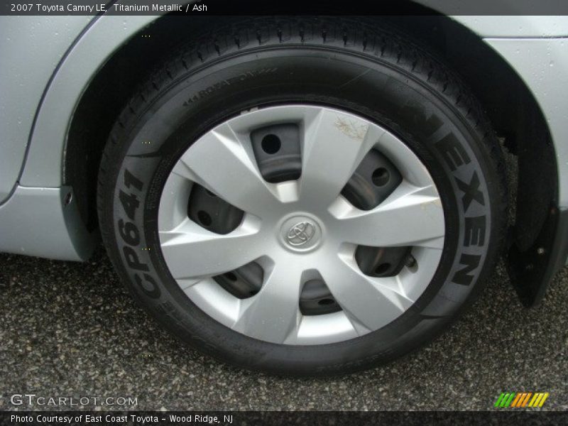 Titanium Metallic / Ash 2007 Toyota Camry LE