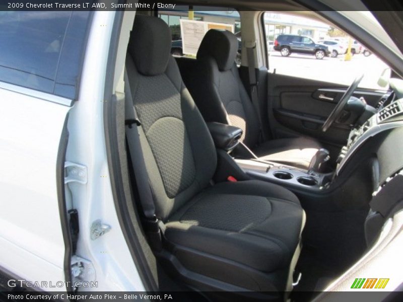 Summit White / Ebony 2009 Chevrolet Traverse LT AWD