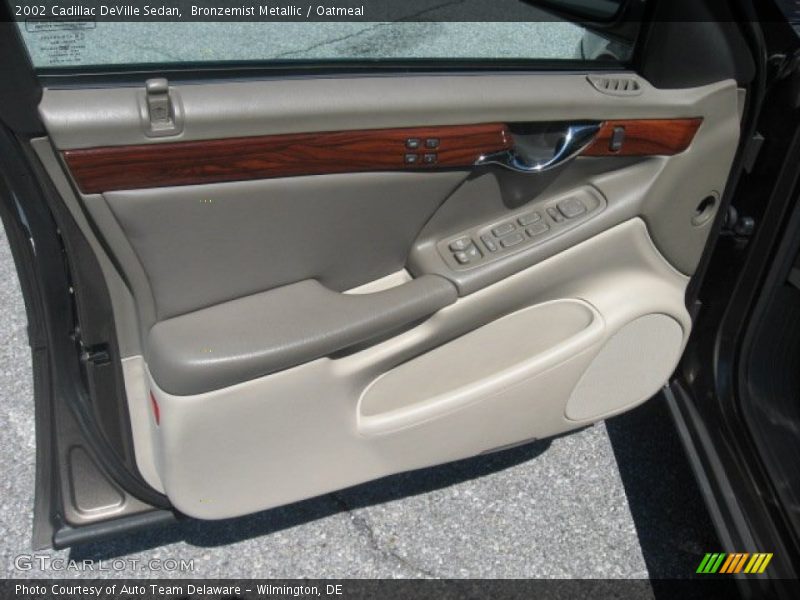 Bronzemist Metallic / Oatmeal 2002 Cadillac DeVille Sedan