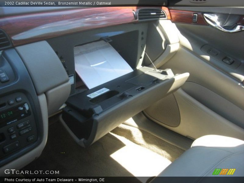 Bronzemist Metallic / Oatmeal 2002 Cadillac DeVille Sedan