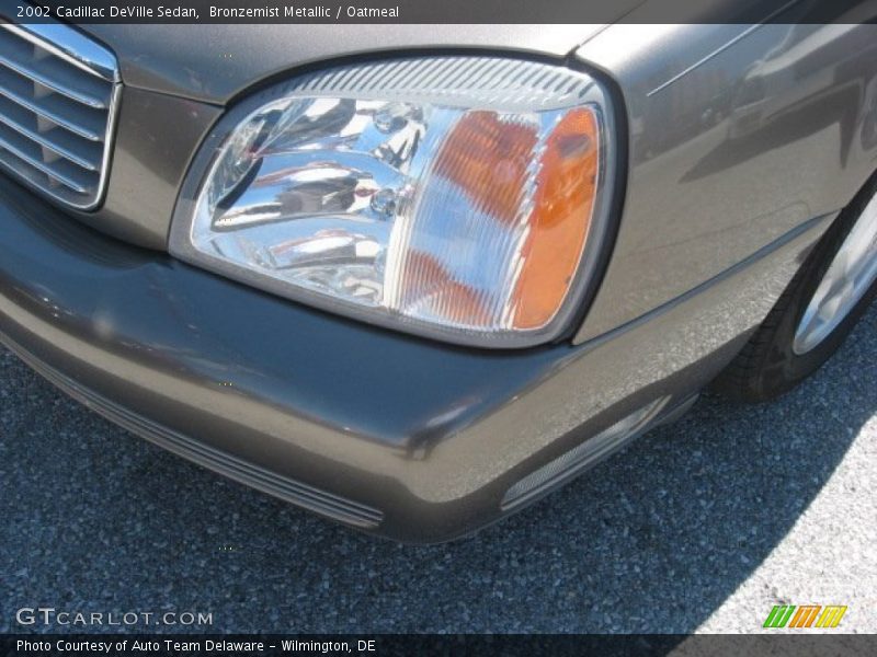 Bronzemist Metallic / Oatmeal 2002 Cadillac DeVille Sedan