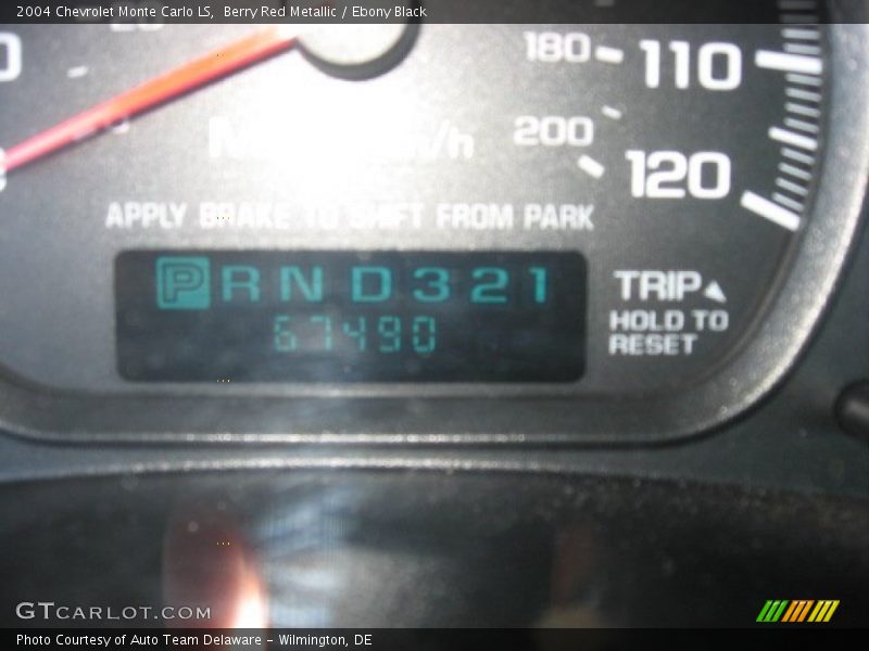 Berry Red Metallic / Ebony Black 2004 Chevrolet Monte Carlo LS