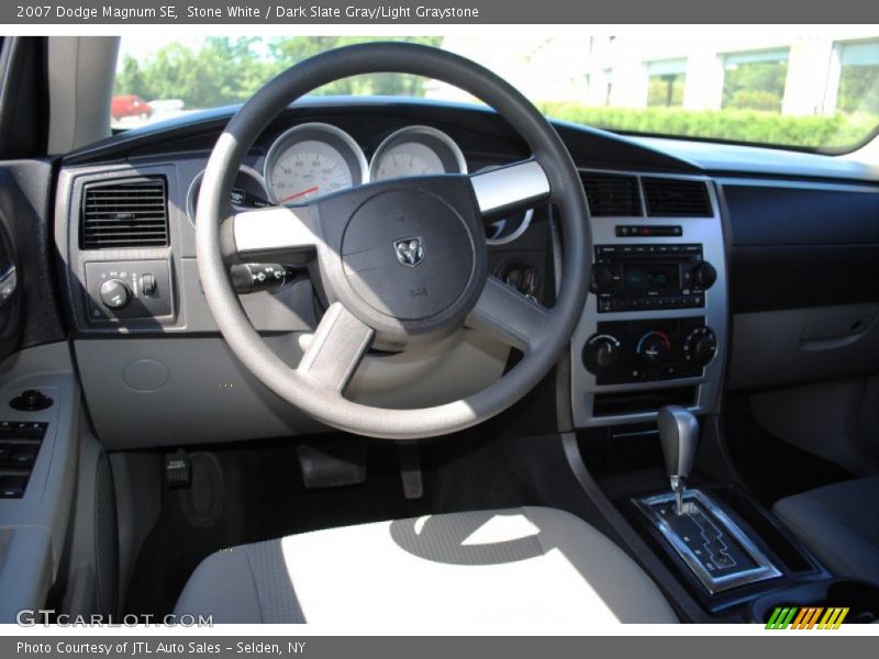 Stone White / Dark Slate Gray/Light Graystone 2007 Dodge Magnum SE