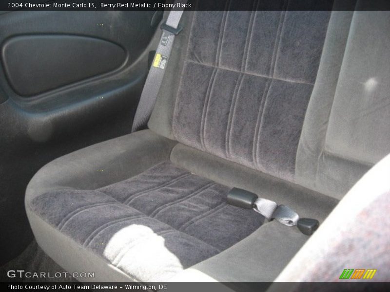 Berry Red Metallic / Ebony Black 2004 Chevrolet Monte Carlo LS