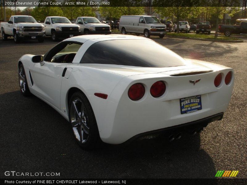 Arctic White / Ebony/Red 2009 Chevrolet Corvette Coupe