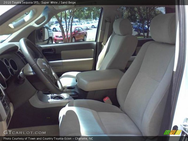Super White / Sand Beige 2010 Toyota Sequoia SR5