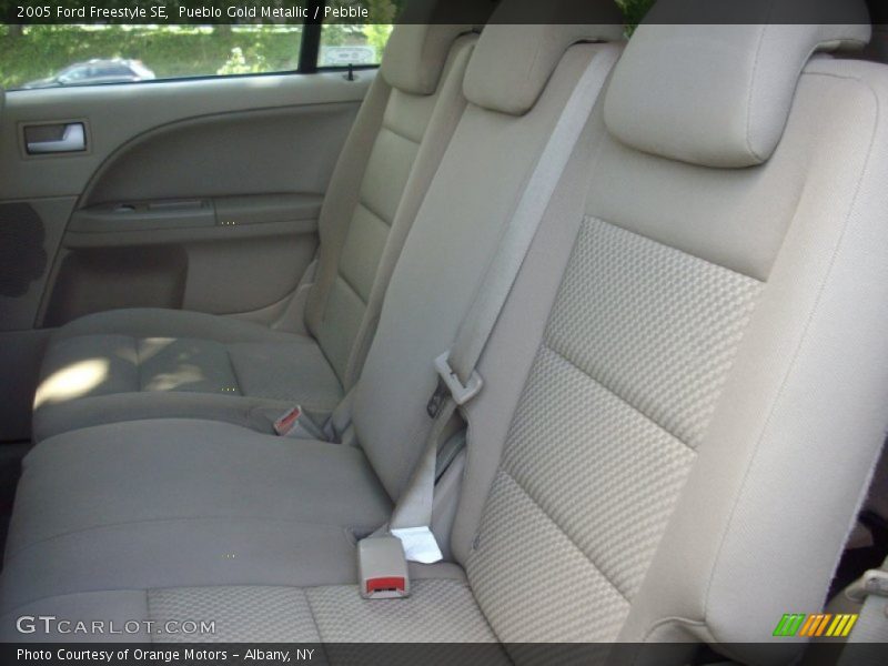 Pueblo Gold Metallic / Pebble 2005 Ford Freestyle SE